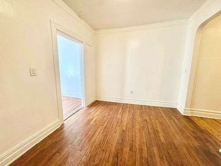 305 E 109th St #9 — Photo 11