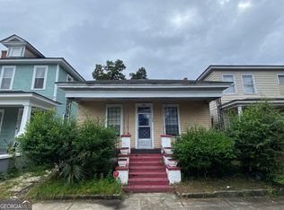 629 W 36th St, Savannah, GA 31415