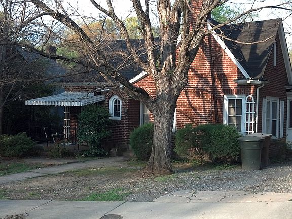4th image of 202 E Lake Dr