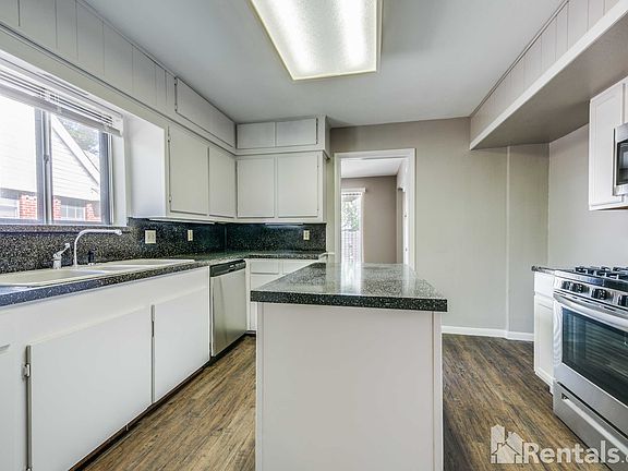 5th image of 2111 Trinidad Dr