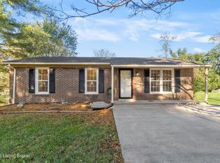 3800 Wiano Dr, Crestwood, KY 40014