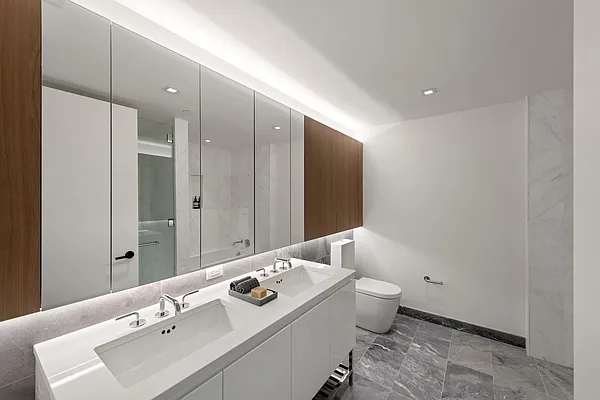 Sold by Douglas Elliman | media 24