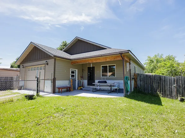 515 2nd Ave SE, Ronan, MT 59864
