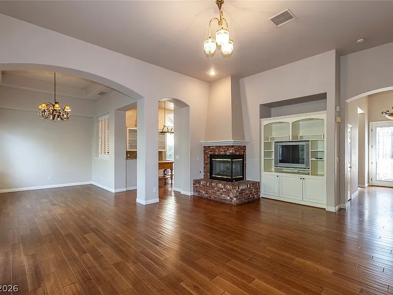 2215 Scarlet Rose Dr — Photo 11