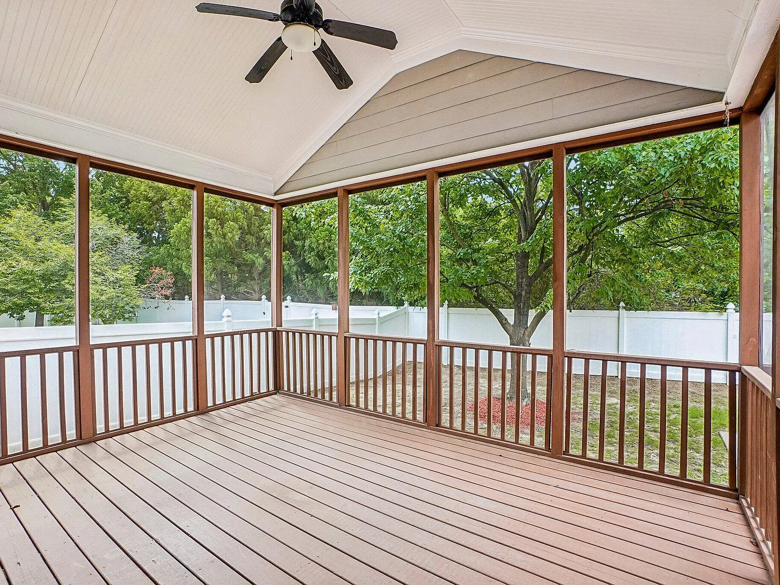 4 bed, 2954 sqft, $3,000 — Photo 4