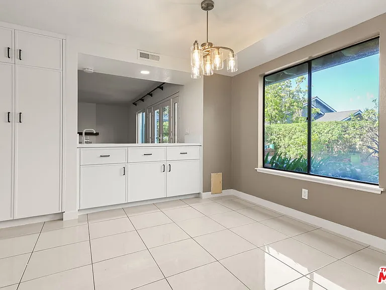 6501 Bradley Pl — Photo 12