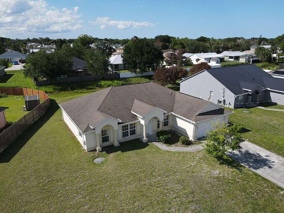1st image of 1061 SW Coleman Avenue