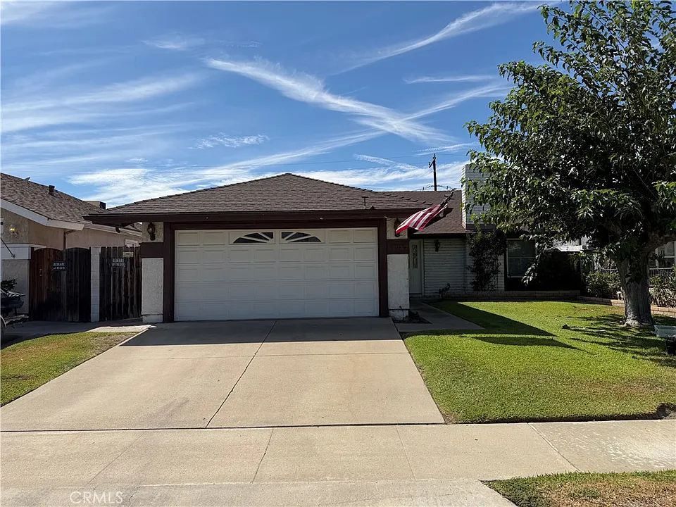 1737 N Tympani Cir