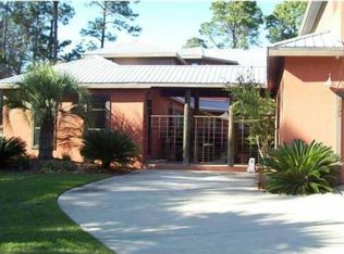 4496 Woodbridge Rd, Niceville, FL 32578