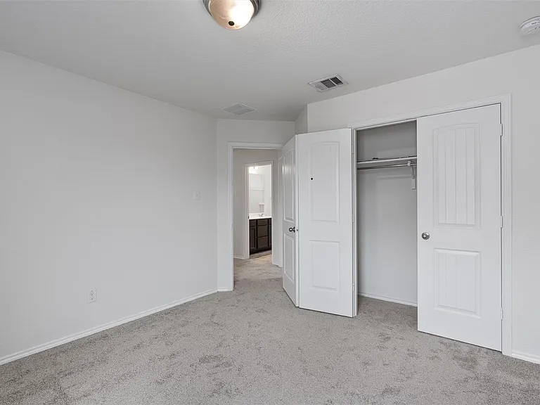 305 Los Cobos Ln — Photo 23