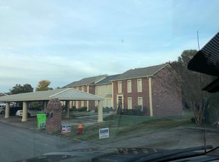 136 Camelot Ln, Mayfield, KY 42066