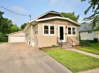 1335 5th St S, Fargo, ND 58103