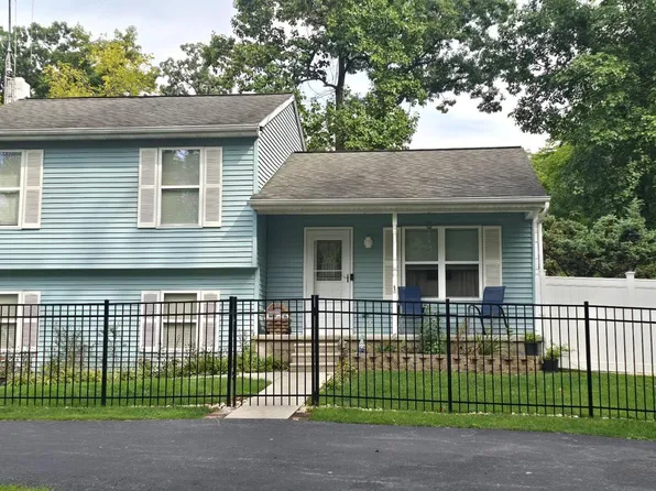 708 Range End Rd, Dillsburg, PA 17019