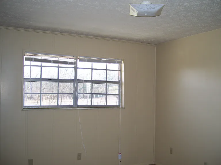 925 McArthur Rd #3 — Photo 9