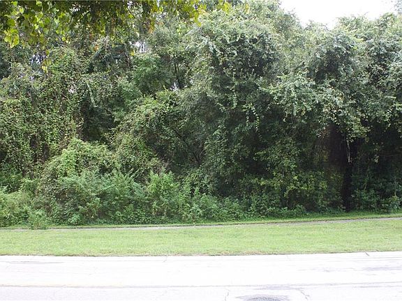 4th image of 10130 Sedgebrook Dr
