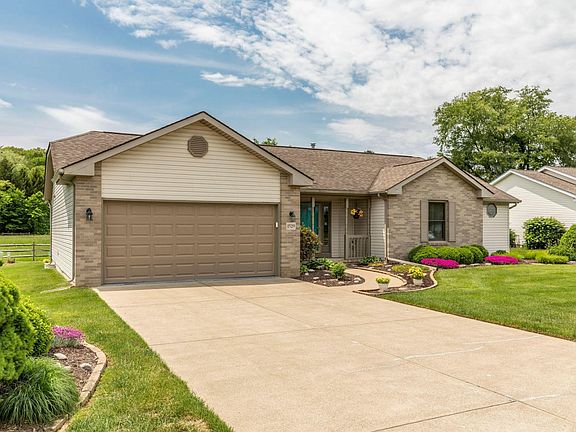 4th image of 1529 Jamestown Ct