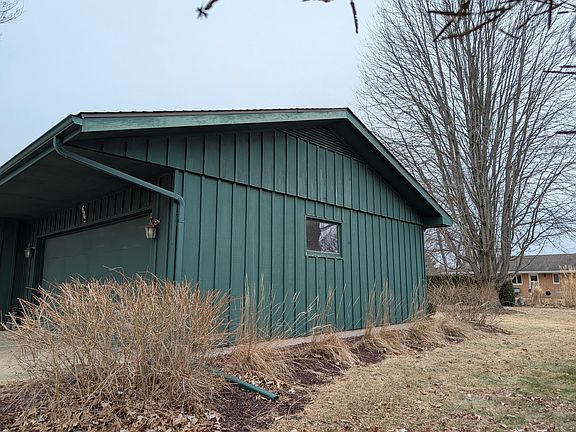 2nd image of 605 E Webster St