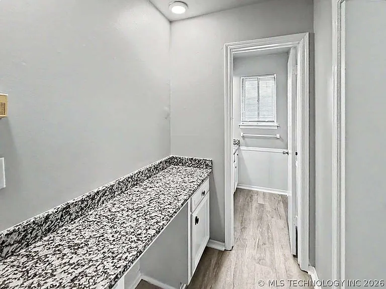 5210 S 74th Ave E — Photo 14