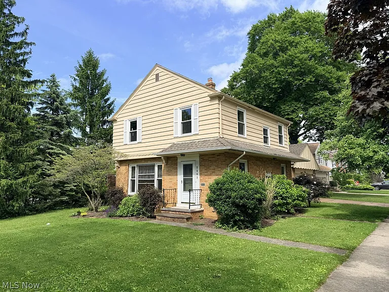 2267 Edgerton Rd — Photo 1