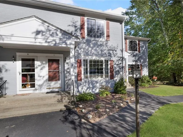 5 Eagle Run #C, Warwick, RI 02818