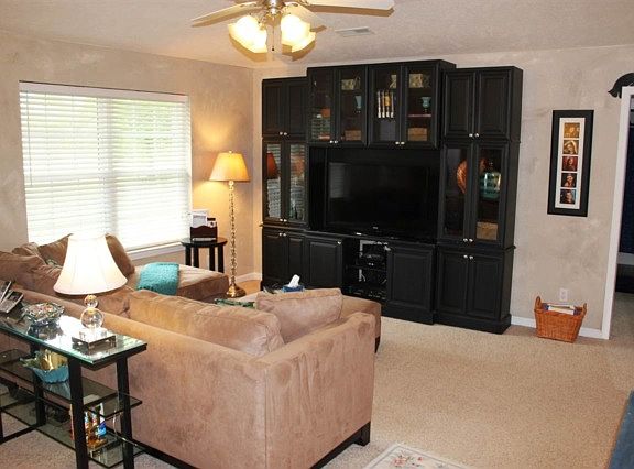 5th image of 4025 Lee Dr