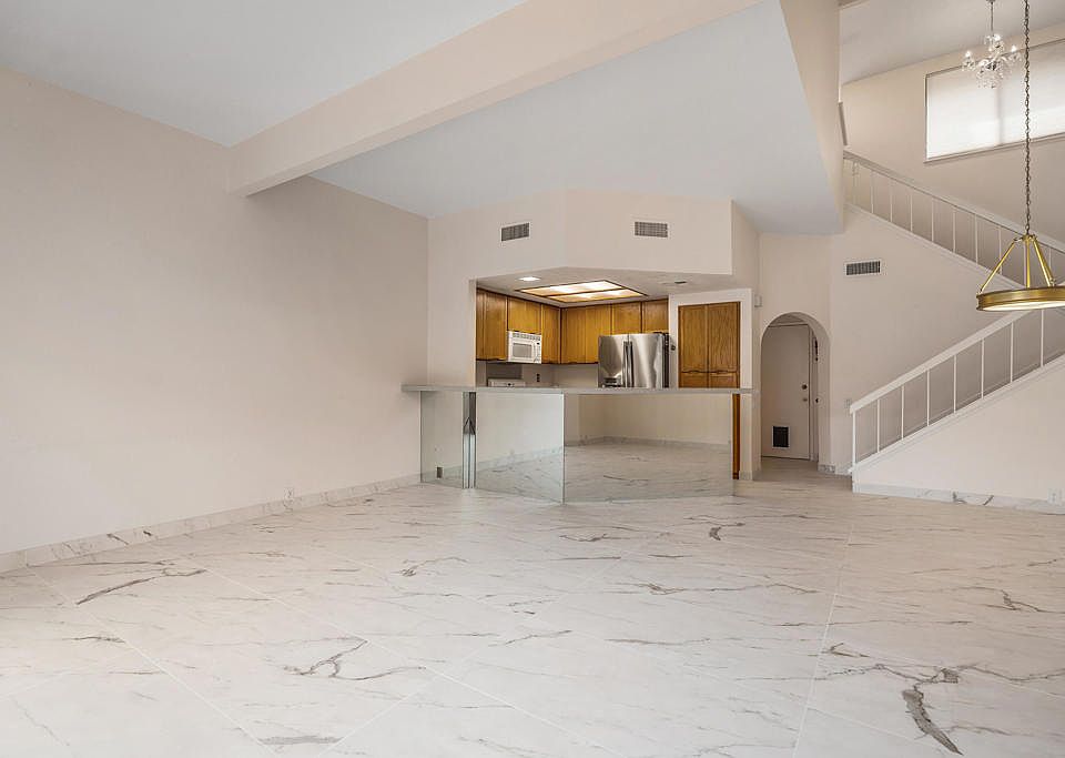1st image of 73439 Foxtail Ln