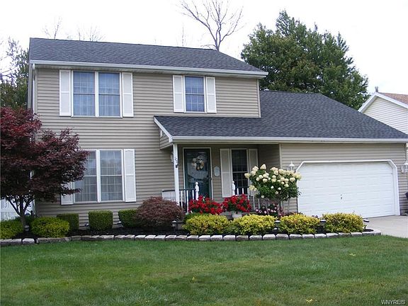 2nd image of 104 Newberry Ln