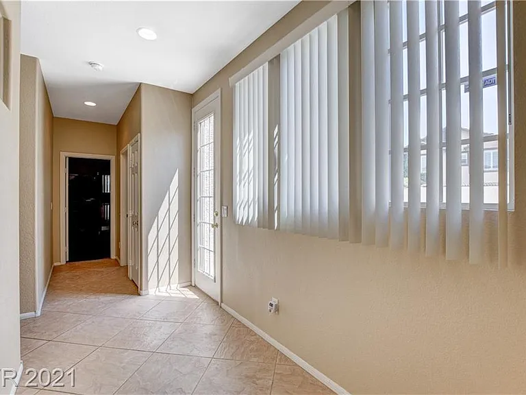 449 Eternity St — Photo 16