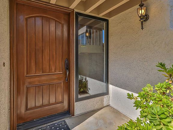 5th image of 410 Cherry Hills Ct