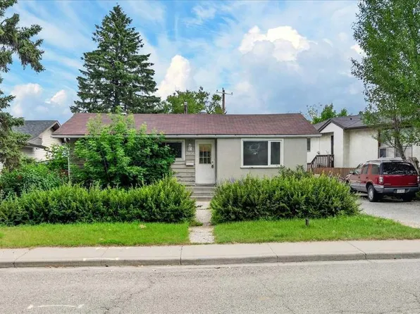 7804 S 34th Ave NW, Calgary, AB T3B 1P3