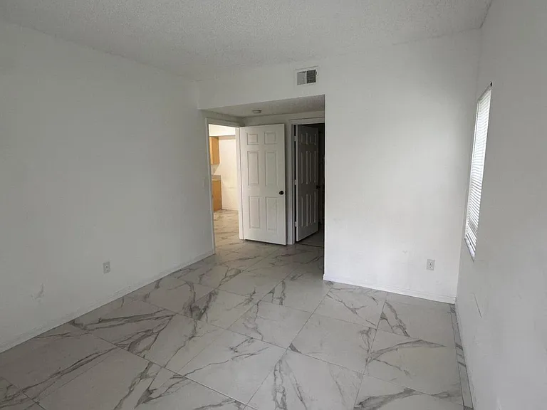 10330 Fox Trail Rd S #1206 — Photo 8