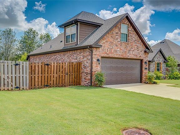 2nd image of 4410 W Meadow Oaks Dr