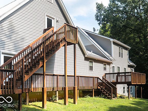 4th image of 8431 N Jenner Dr