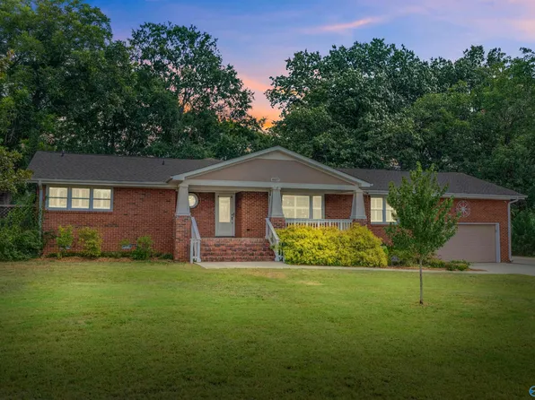 8107 Strong Dr SE, Huntsville, AL 35802