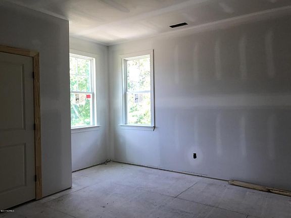 5th image of 5153 Laurenbridge Ln