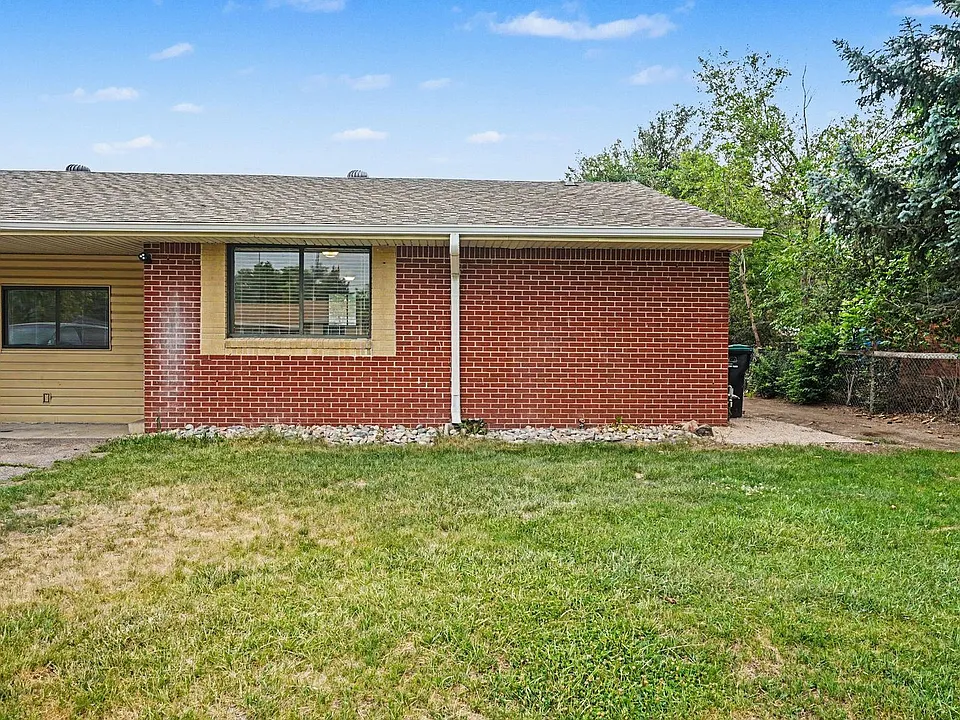 76 Newland Ct