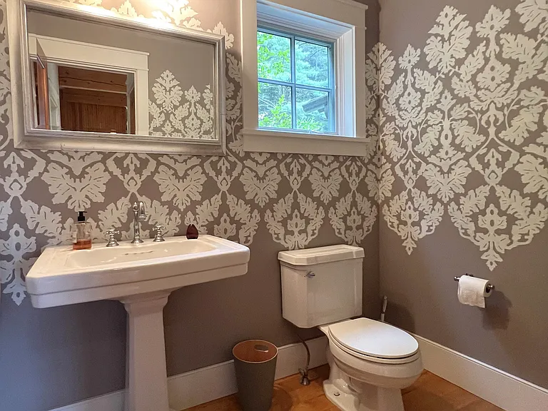 1018 Sinclair Dr — Photo 19