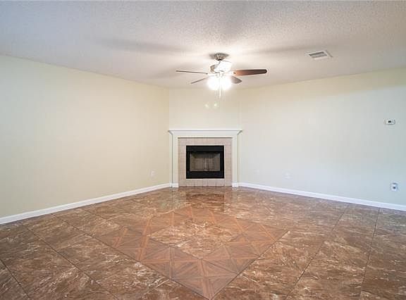 4th image of 1605 Wild Orchard Dr