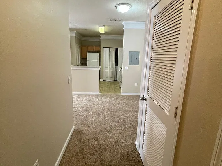 8836 Villa View Cir #201 — Photo 2