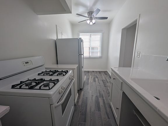 5th image of 509 Fair Oaks Ave APT E