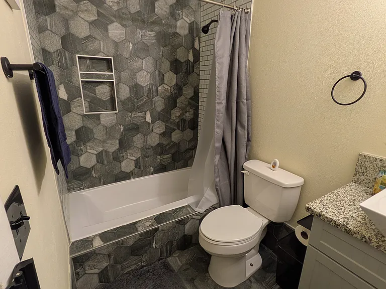 8212 Troxler Dr — Photo 7