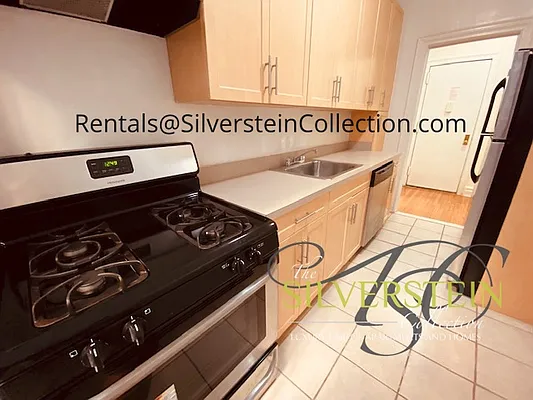 Rented by Silverstein Collection LLC  | media 8