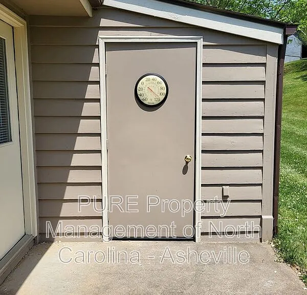38 Morning Glory Dr #C — Photo 10