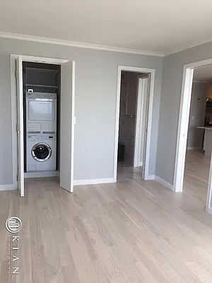 Rented by Kian Realty | media 25