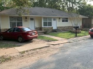 417 W 8th St, Bonham, TX 75418