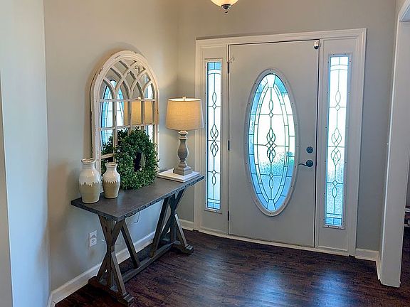 Foyer/Entrance