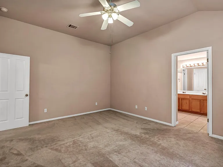 5700 Lomita Verde Cir — Photo 11
