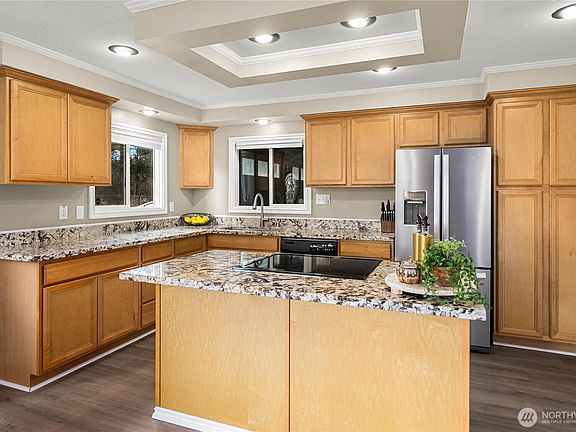 5th image of 4414 Chrisella Road E