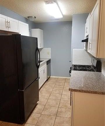 5th image of 1006 Edgerly Ln