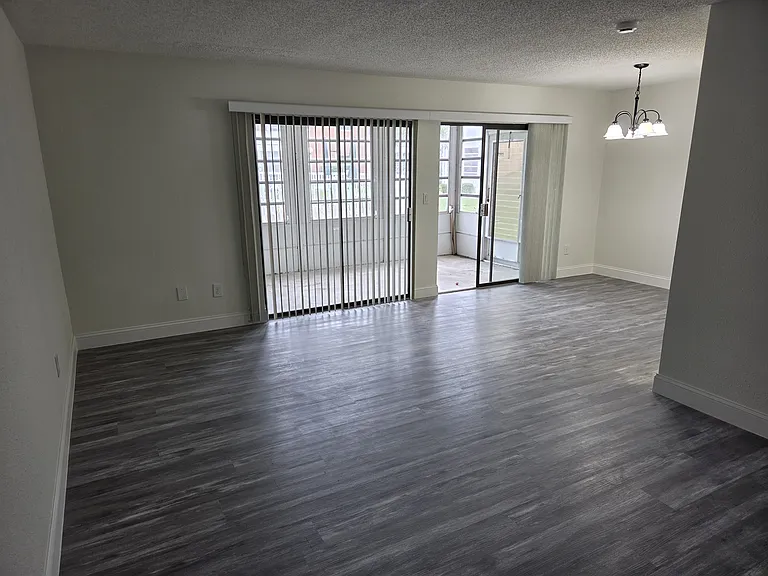 22333 Edgewater Dr — Photo 17